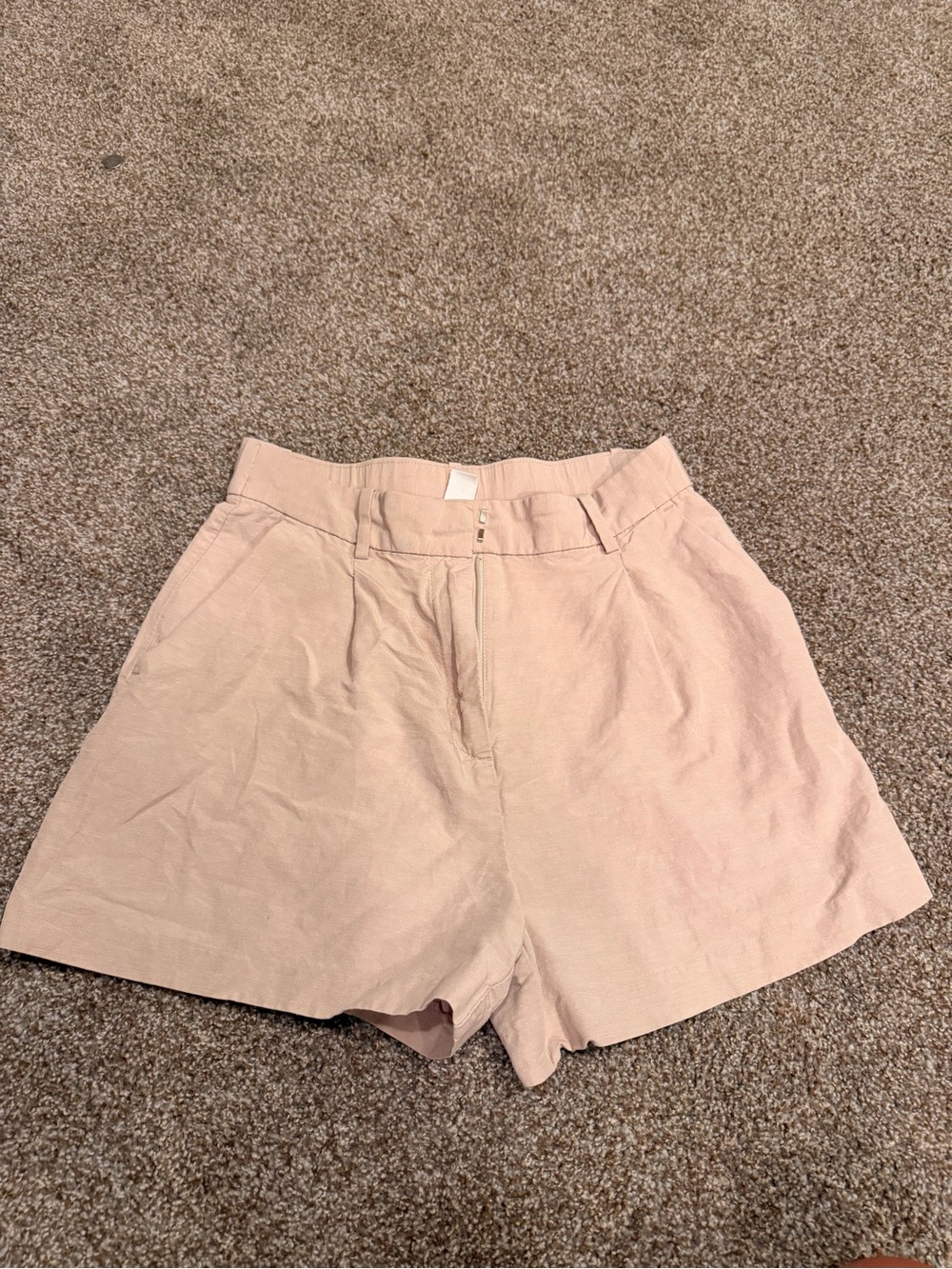 H & M Women's High-Waist Linen Blend Shorts beige